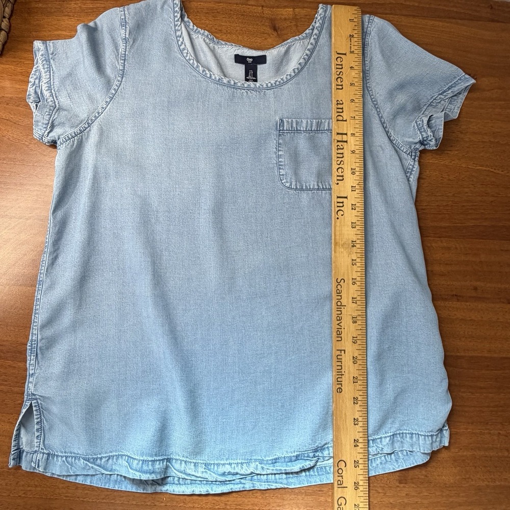 GAP Denim Sz L Top Blue Chambray Cap Sleeve Relaxed Fit Flowy EUC! - Picture 6 of 6